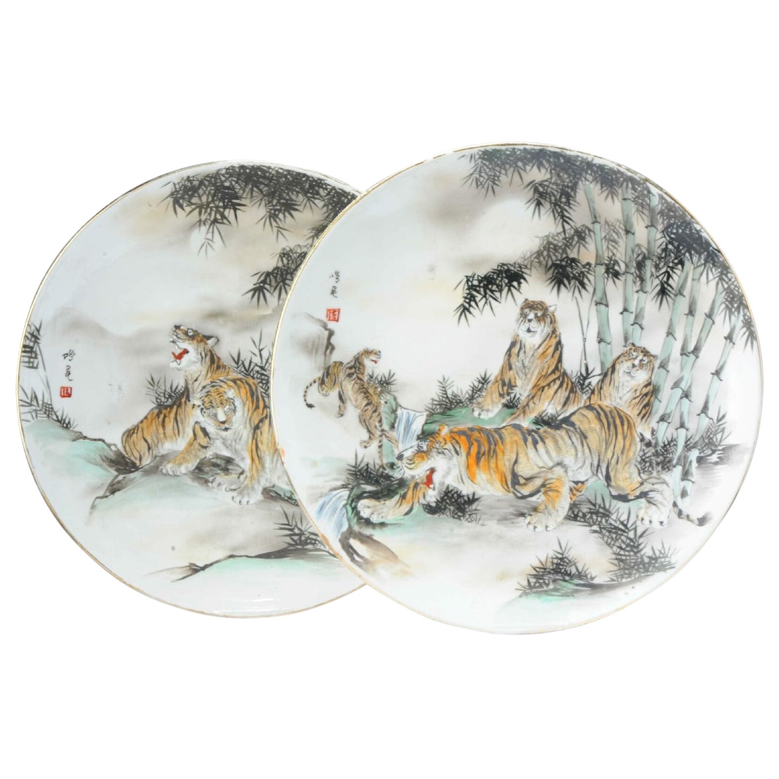 Antique Japanese Yamatoku Arita Pair of Tiger Chargers Japan, 20th Century For Sale