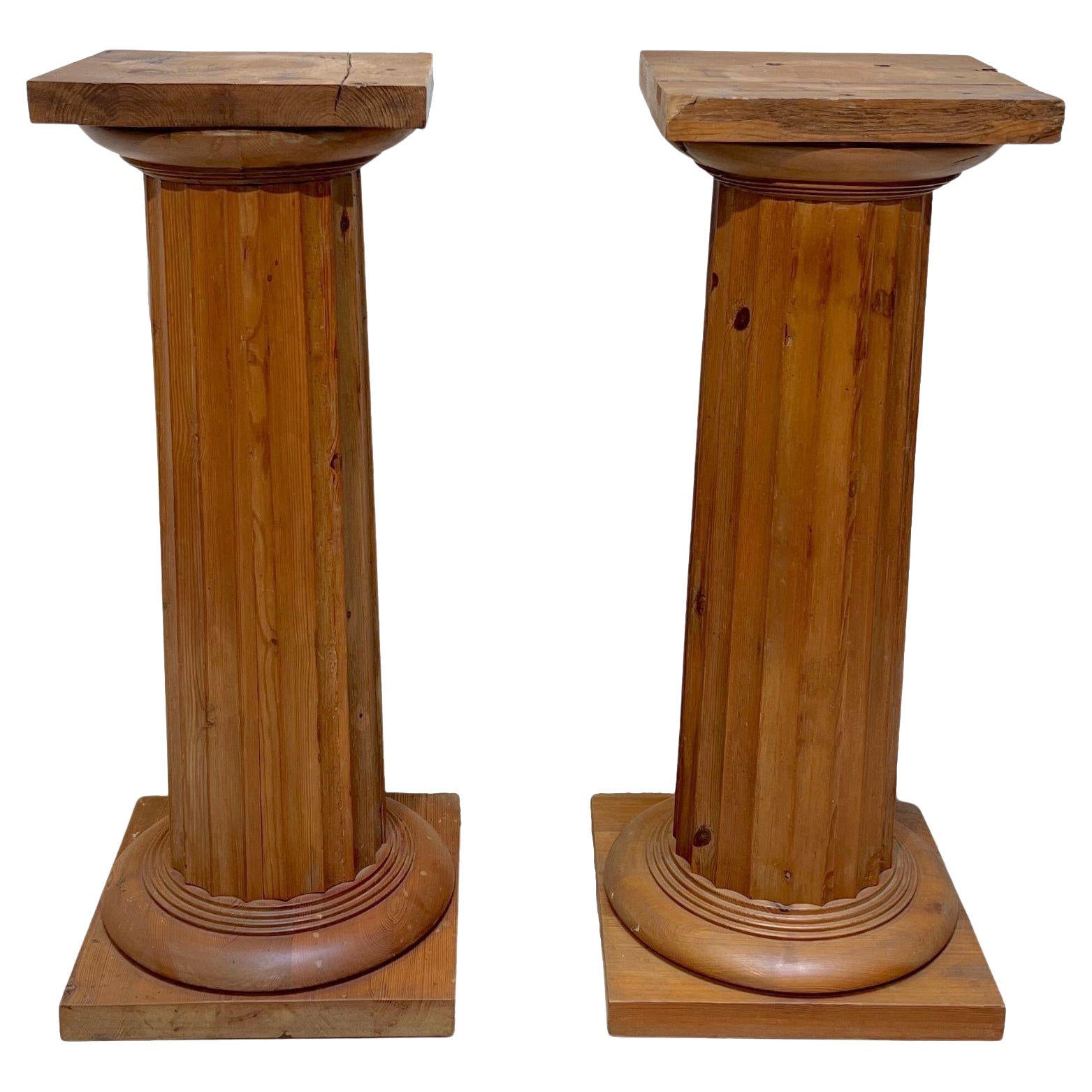 Pair of large Neoclassical Columns, Pine Wood, France circa 1910