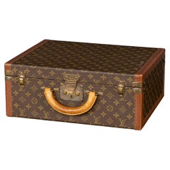 Coffret de montre Louis Vuitton du 20ème siècle ajusté sur mesure, France