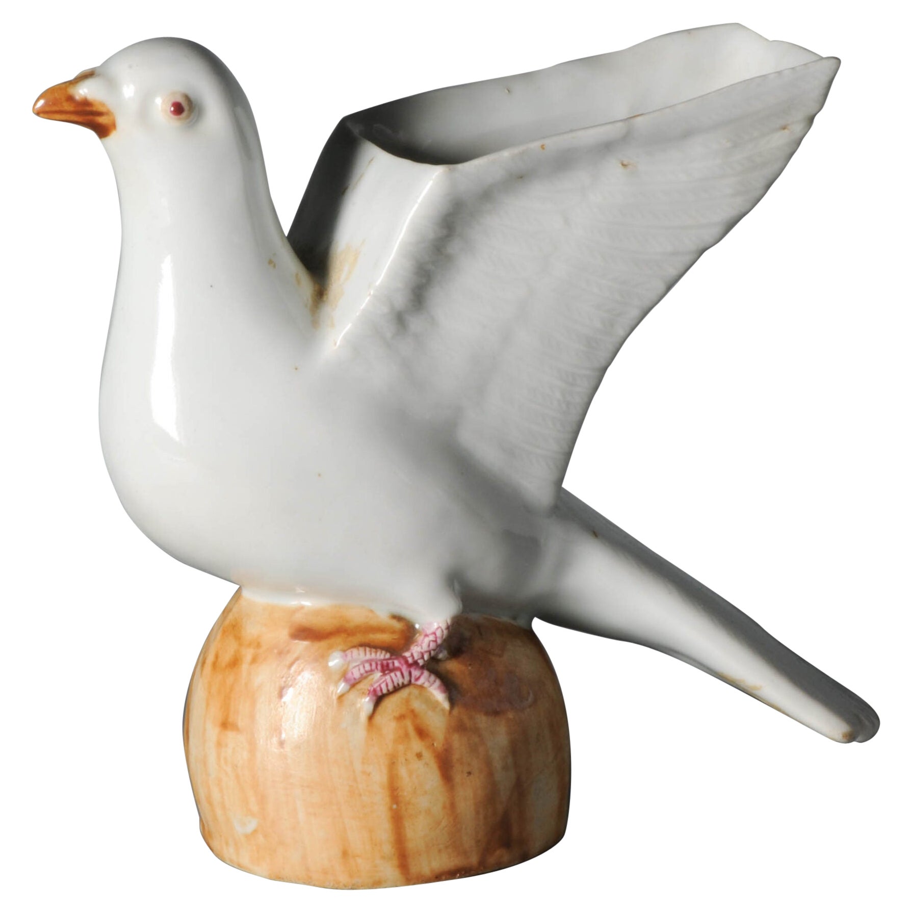 A Very Nice Spill Vase Qing or Republic Period Cream White Dove Bird