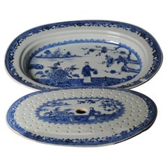 Großer antiker kobaltblauer Servier-Hotwasserteller aus chinesischem Porzellan, 18. Cen