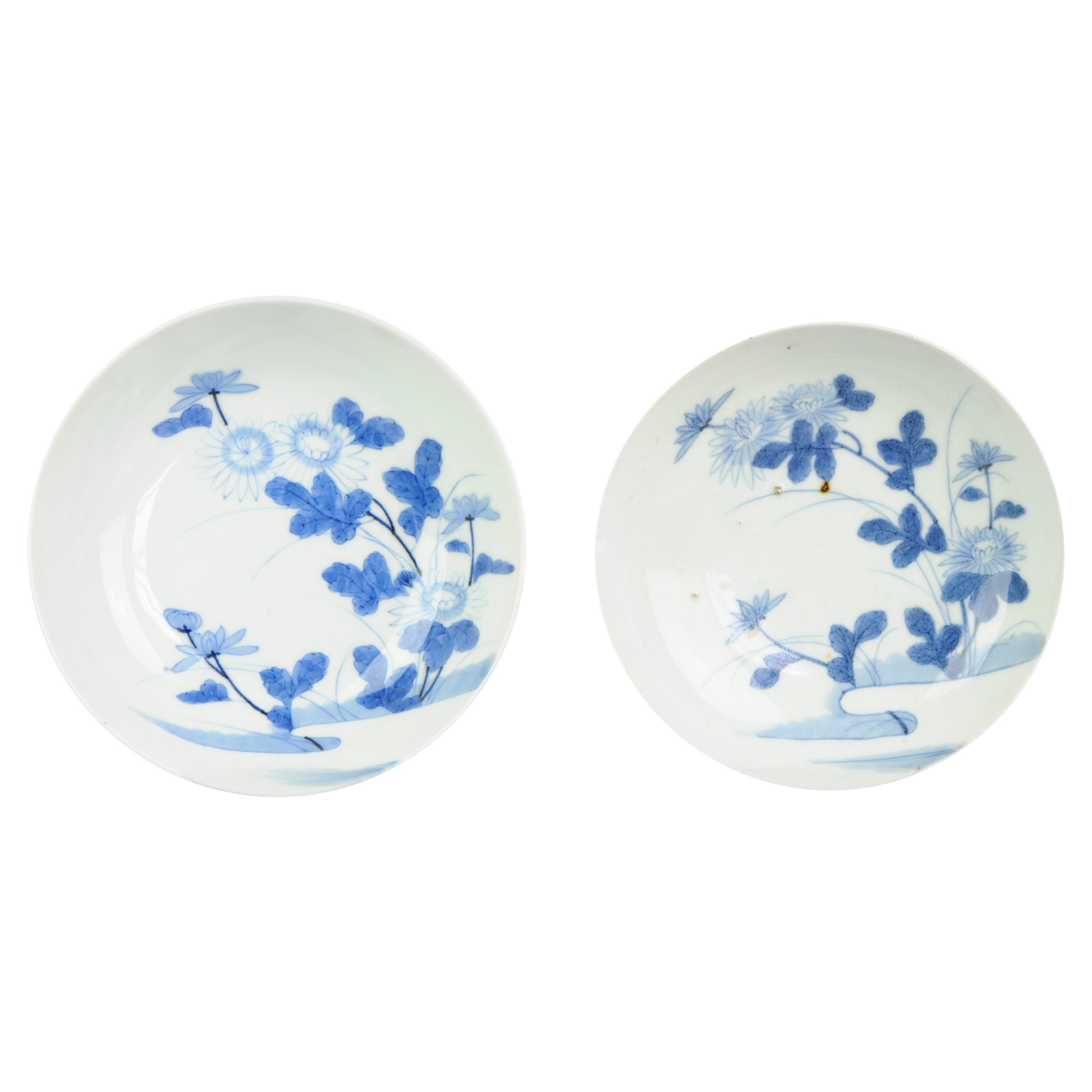 Antiguo y precioso Cuenco Arita de Porcelana Japonesa Nabeshima Flores y Kintsugi