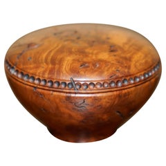STUNNiNG HAND MADE & SIGN IN JARRAH BURL WOOD PIN / NUT POT BY TOBY MOLSOM