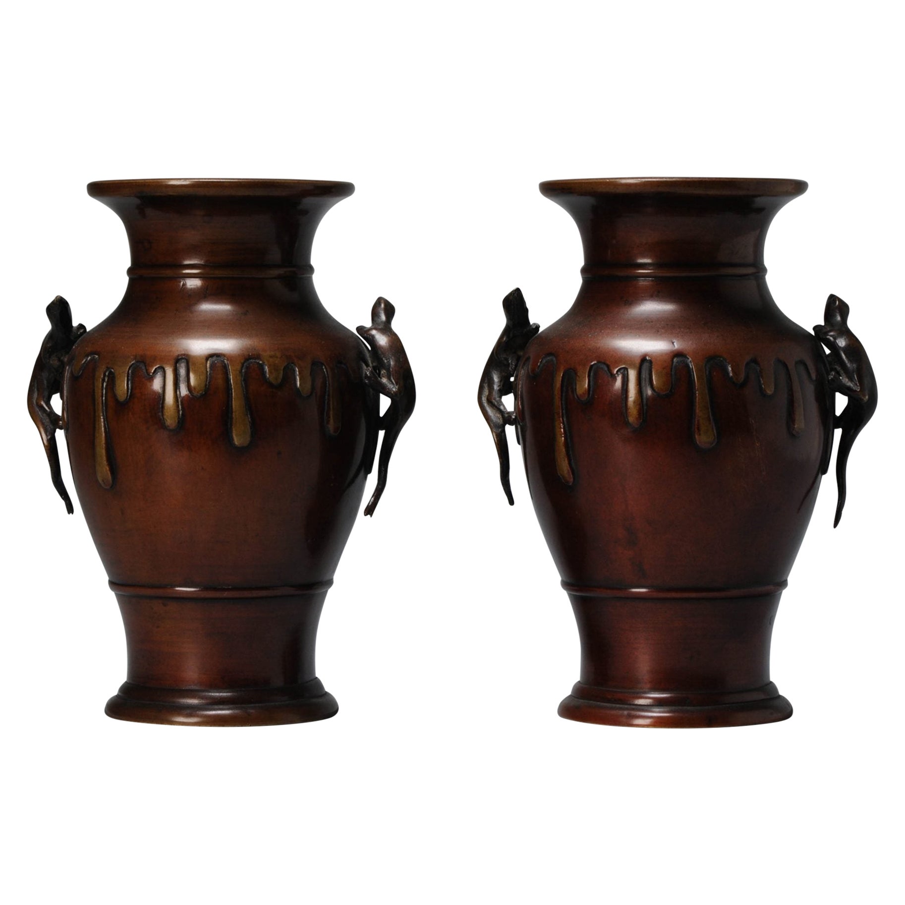 Impressive Antique Japanese Bronze Drip Design Vases Meiji Period, 19th Century