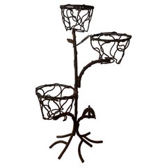 Vintage Wrought Iron Tree Branches with Bird Plant Stand in Manner of Giacometti (Branches d'arbre en fer forgé et support de plantes pour oiseaux à la manière de Giacometti)