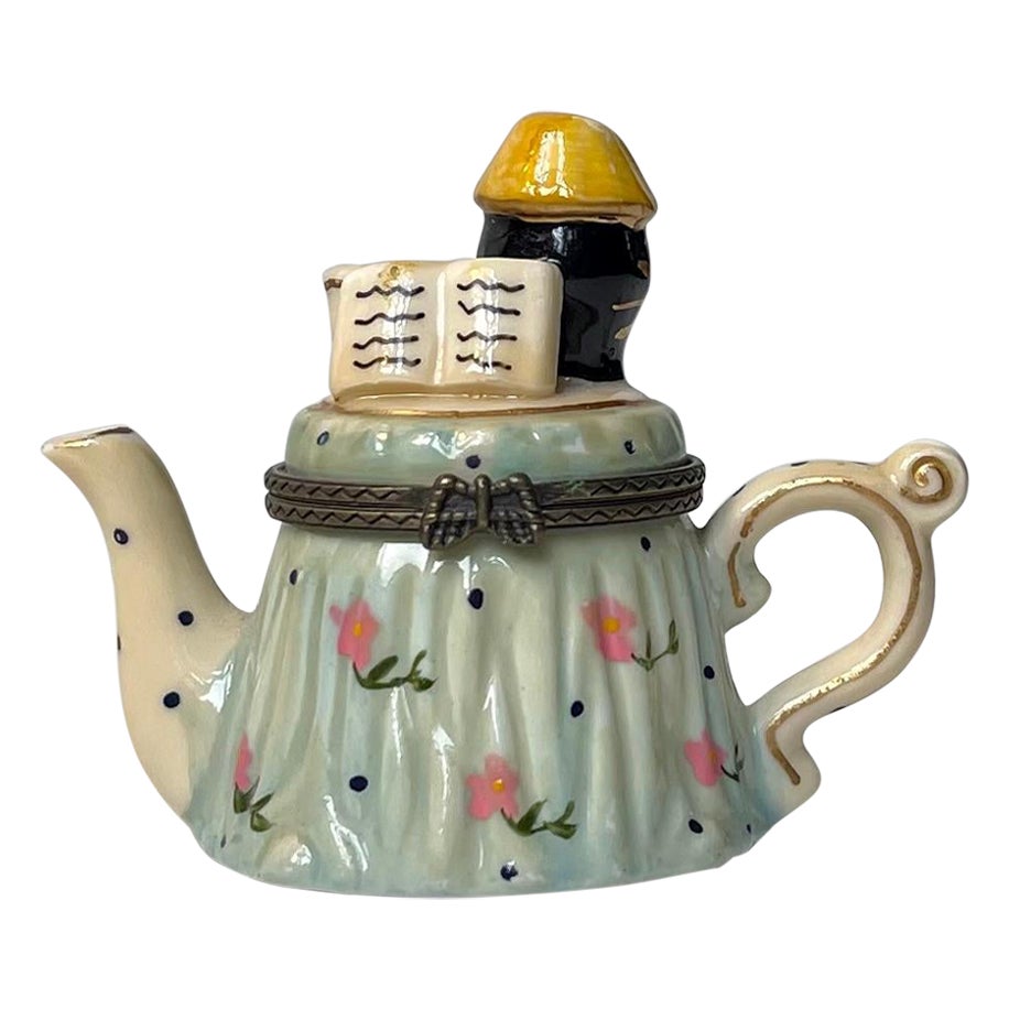 Vintage Hand-Painted Porcelain Teapot Trinket with Black Reader For Sale