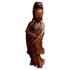 Circa 1800 Figure chinoise Guanyin en buis sculpté