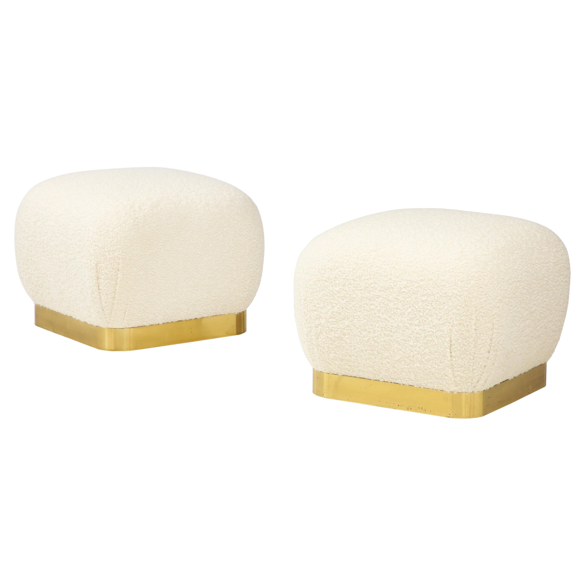 Karl Springer Pair of Souffle Ottomans in Ivory Bouclé and Brass, 1980s In Good Condition For Sale In New York, NY