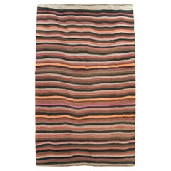 Tappeto turco fatto a mano a trama piatta Kilim lungo della metà del 20° secolo per una stanza