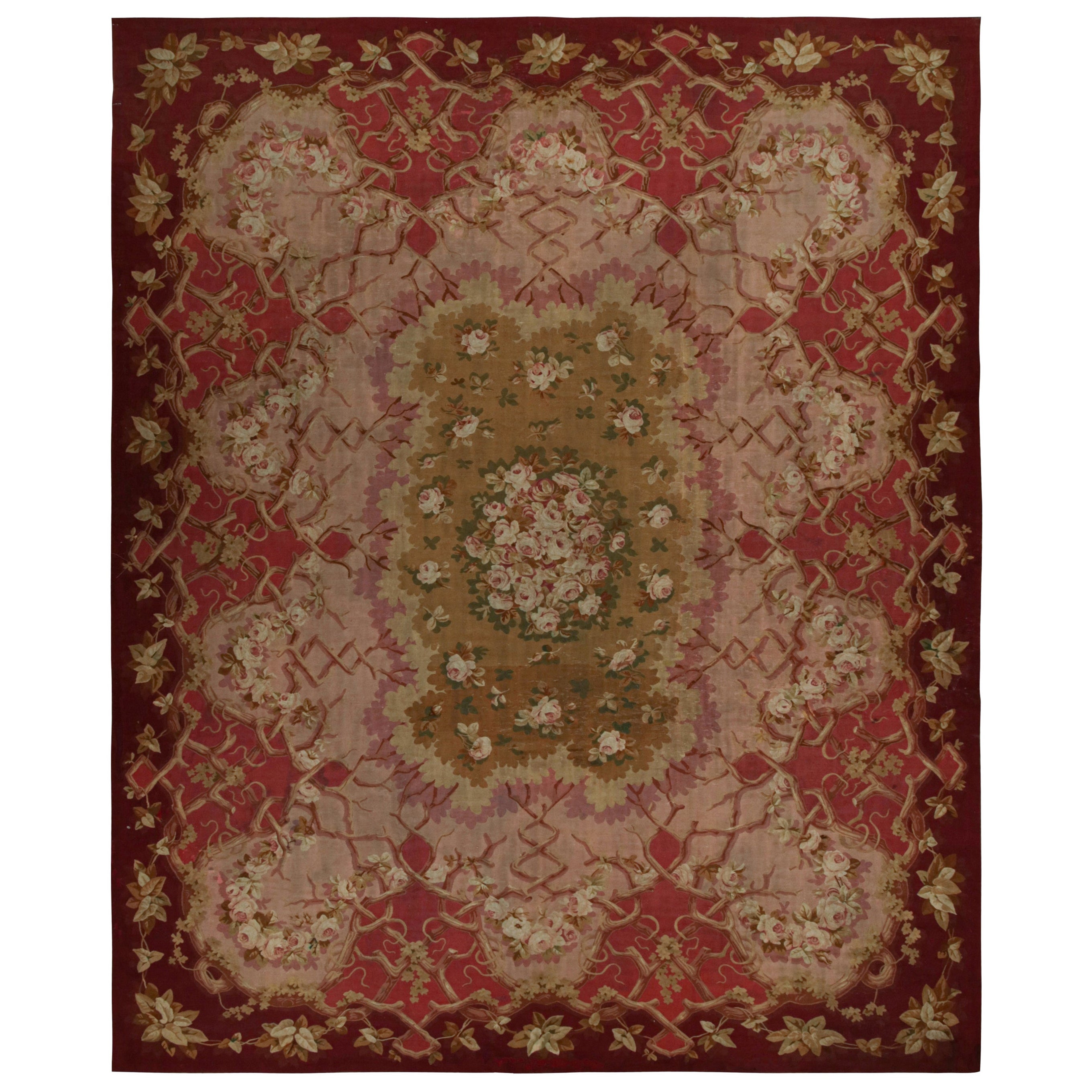 Tapis d'Aubusson ancien à tissage plat rouge avec motifs floraux