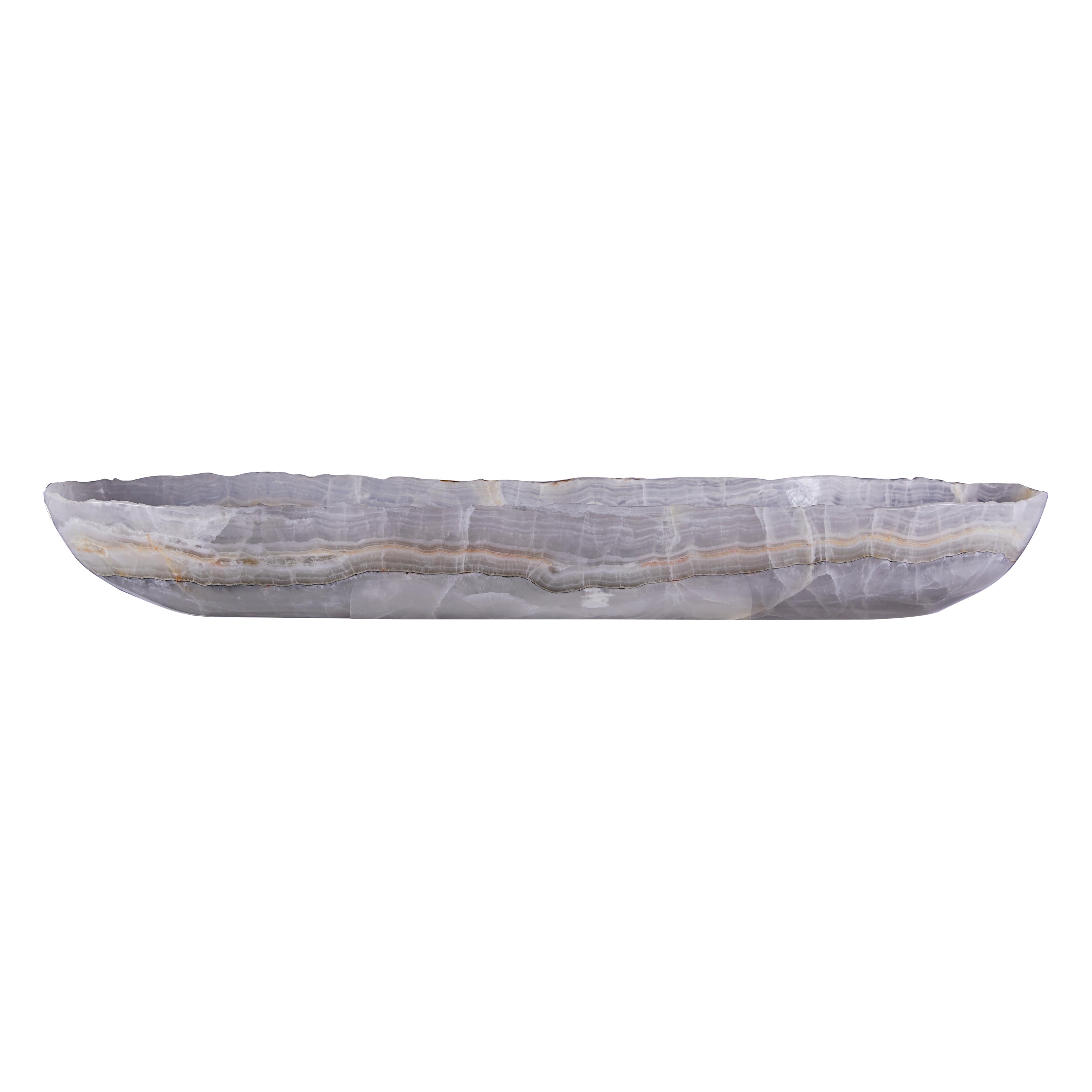 Large onyx canoe bowl with striking banding For Sale