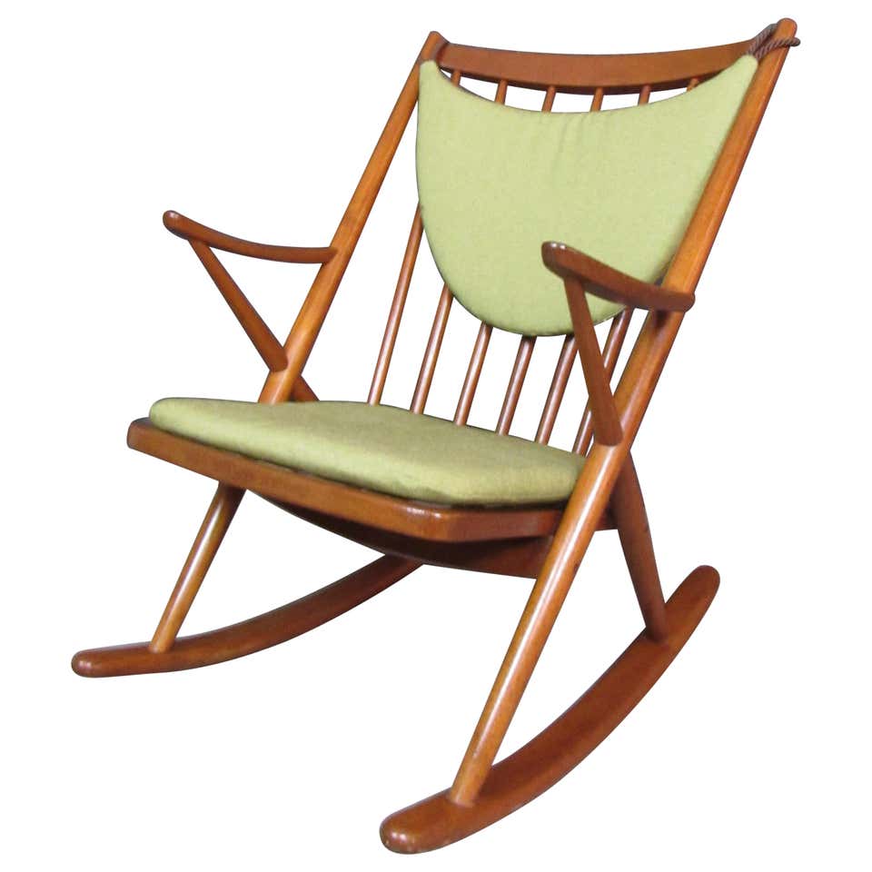 Antique & Vintage Rocking Chairs For Sale in New York City Near Me