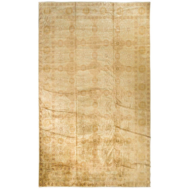Indian Amritsar Rug For Sale at 1stDibs