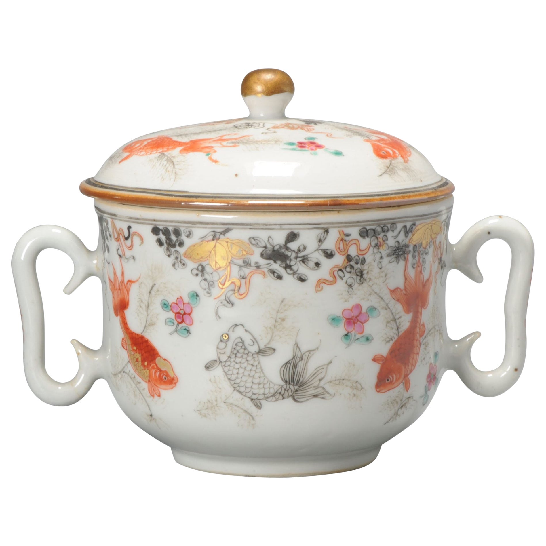 Antico vaso di porcellana cinese con pesce d'oro Porcellana Yongzheng/Qianlong Cina in vendita