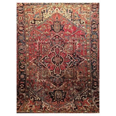 Tappeto persiano Heriz vintage a grandezza naturale con motivo geometrico in rosso, blu e avorio