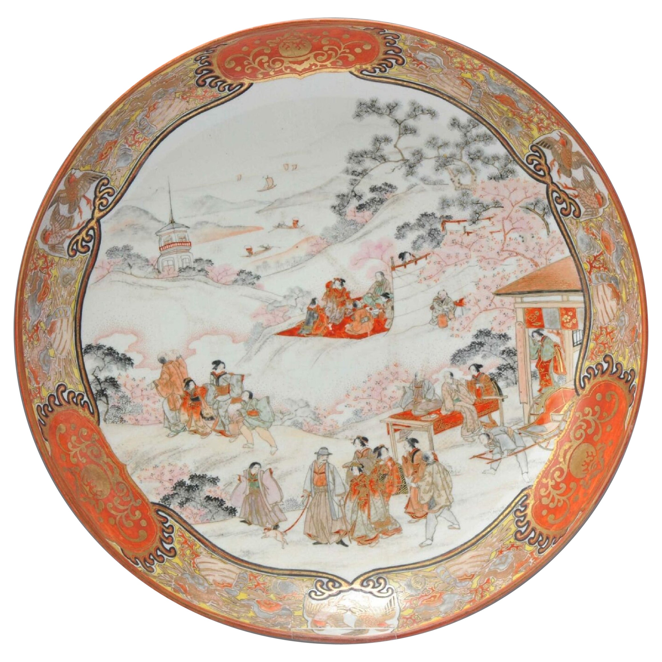 Assiette de présentation japonaise ancienne Edo/Meiji Kutani avec scène de paysage figurative, 19e siècle