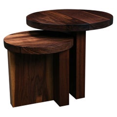 TOTEM Tables d'appoint par AMBROZIA, Noyer massif (ensemble)