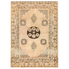 Nazmiyal Collection Antique Khotan Carpet. Size: 4 ft 2 in x 5 ft 8 in