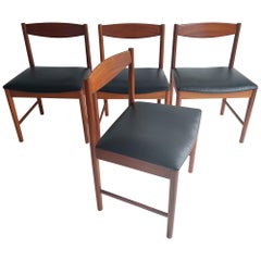 Chaises de salle à manger en teck du milieu du siècle par McIntosh 1960s Set Of 4