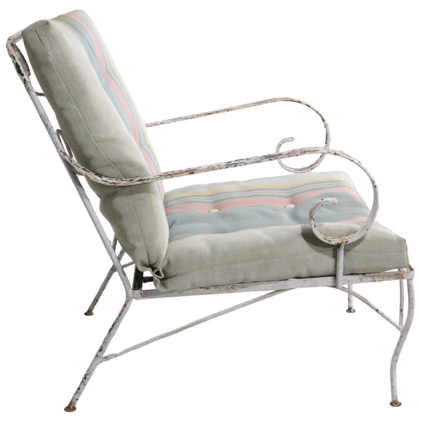 Wrought Iron Lounge Chair with Dramatic Scroll Arm att. to Salterini c 1950/1960 For Sale