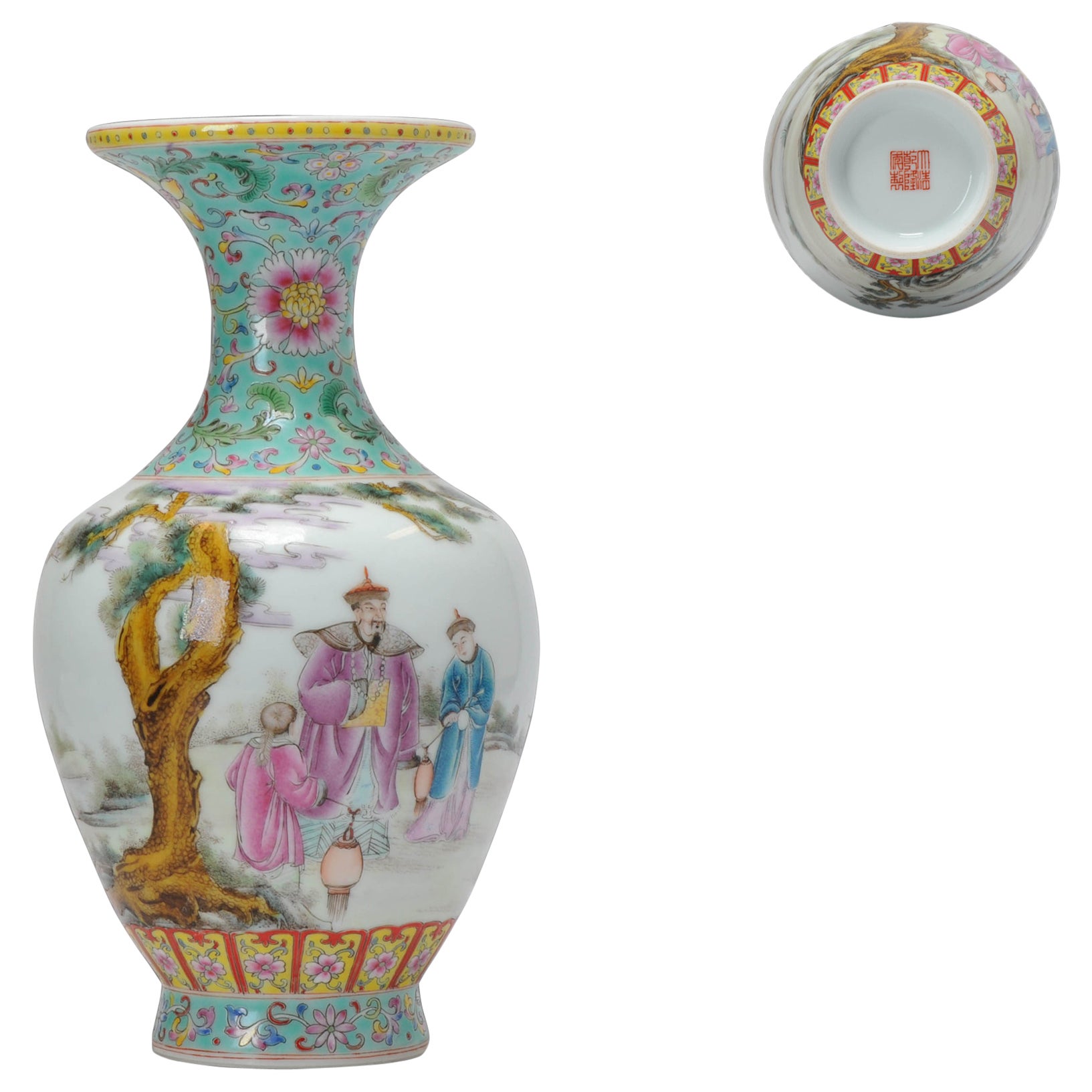 Vase Proc chinois vintage ou antérieur Figures de paysage Qianlong, 1989 en vente