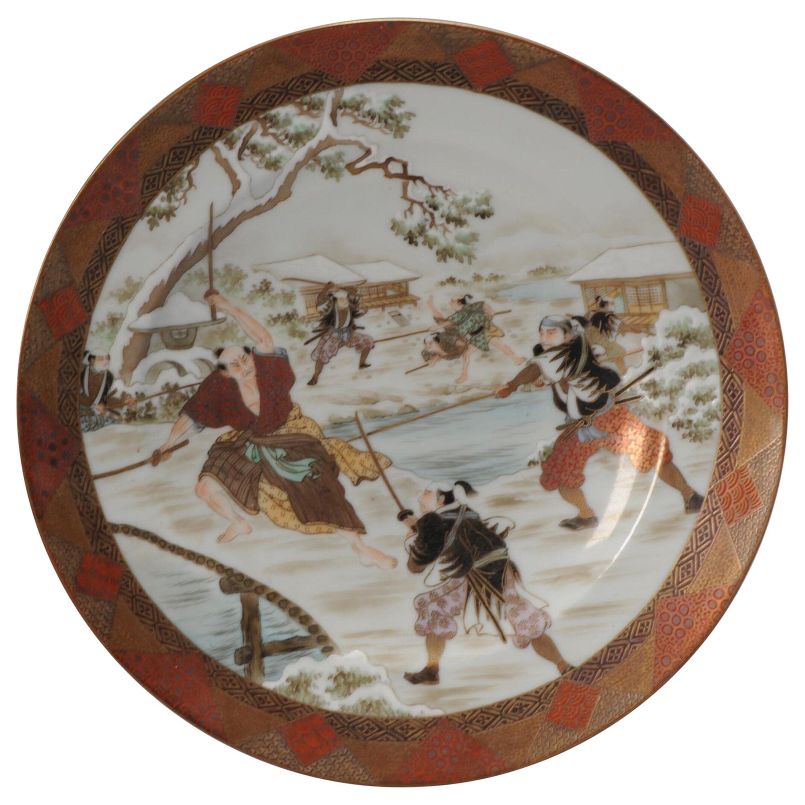 Antique Japanese Porcelain Dish with Warriors Top Quality Work Japan Marked Base For Sale