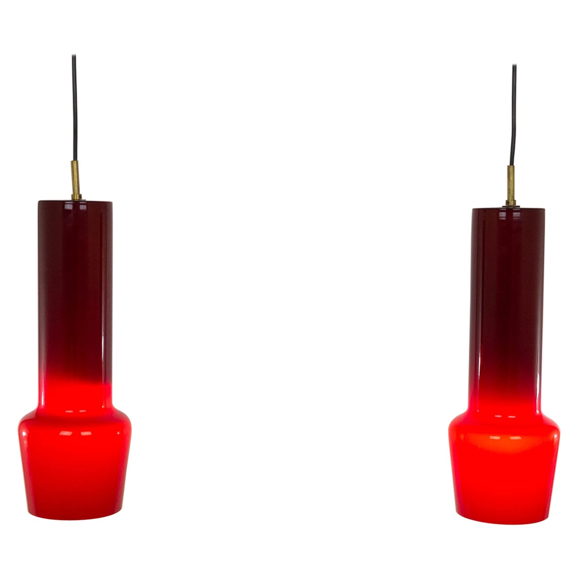 Pair of red glass pendants by Massimo Vignelli for Venini, 1950s
