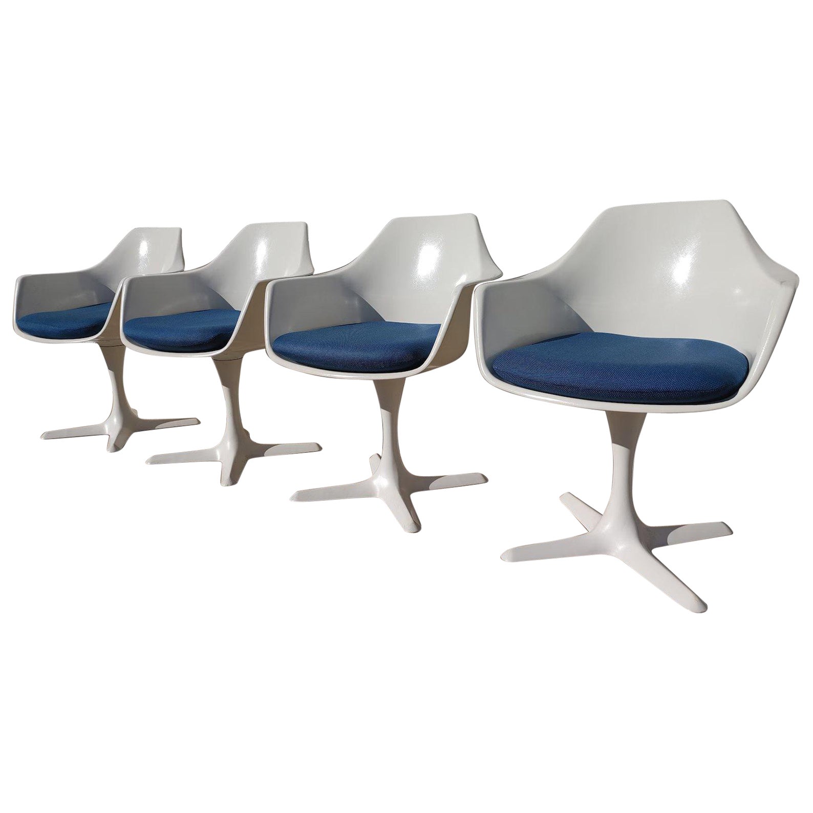 Set of 4 Mid Century Modern Burke Armed Tulip Chairs