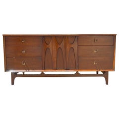 Commode basse/crédence Broyhill Brasilia des années 1960