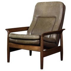 Dänischer moderner Vintage-Sessel aus Teakholz und Leder mit liegender Rückenlehne aus der Mitte des Jahrhunderts