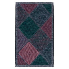 Moderner schwedischer Kommoden-Teppich aus Wolle mit grünem und rosa geometrischem Muster 