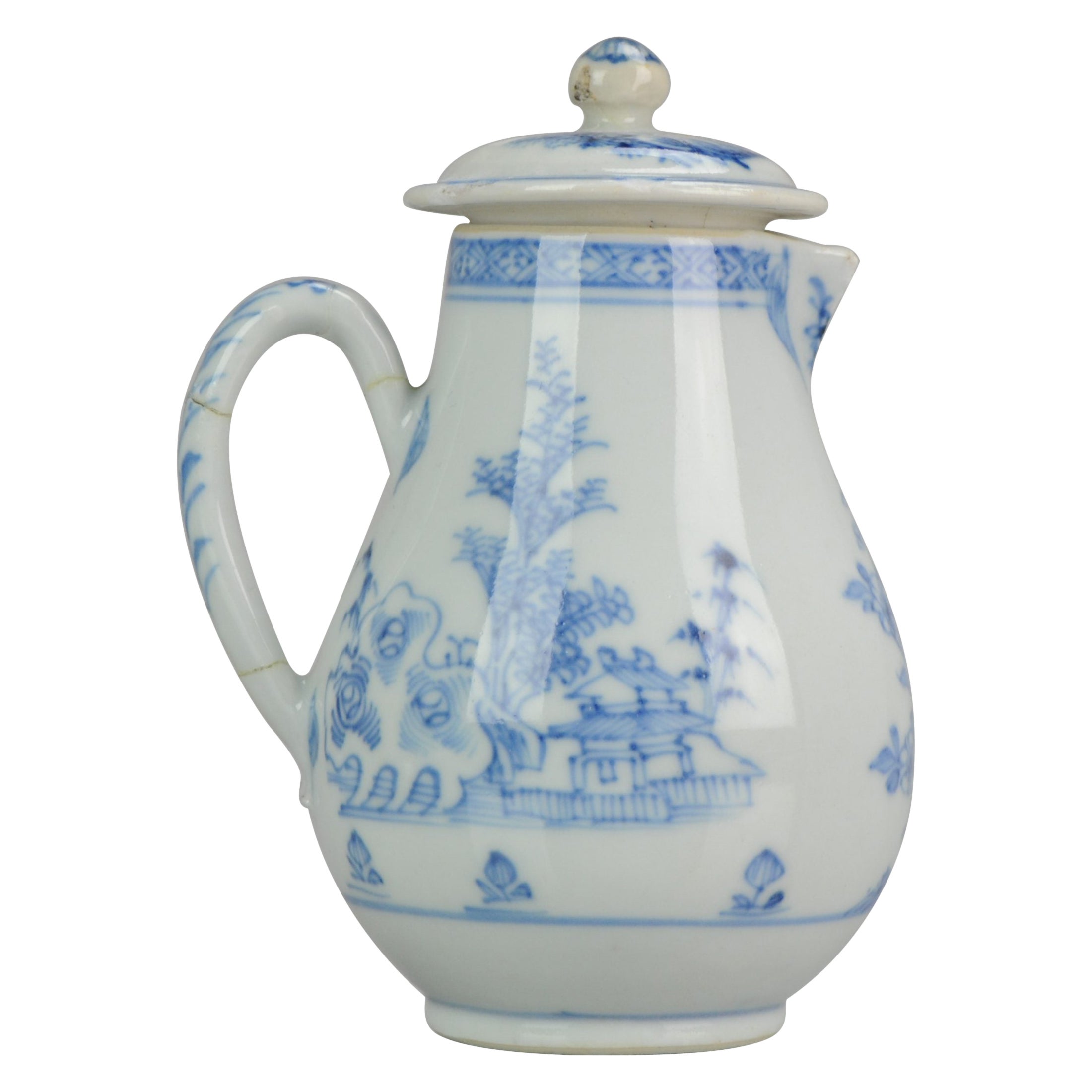 Antique Lovely Lidded Jug Qing Chinese Porcelain Chine de Commande, 18th Century For Sale