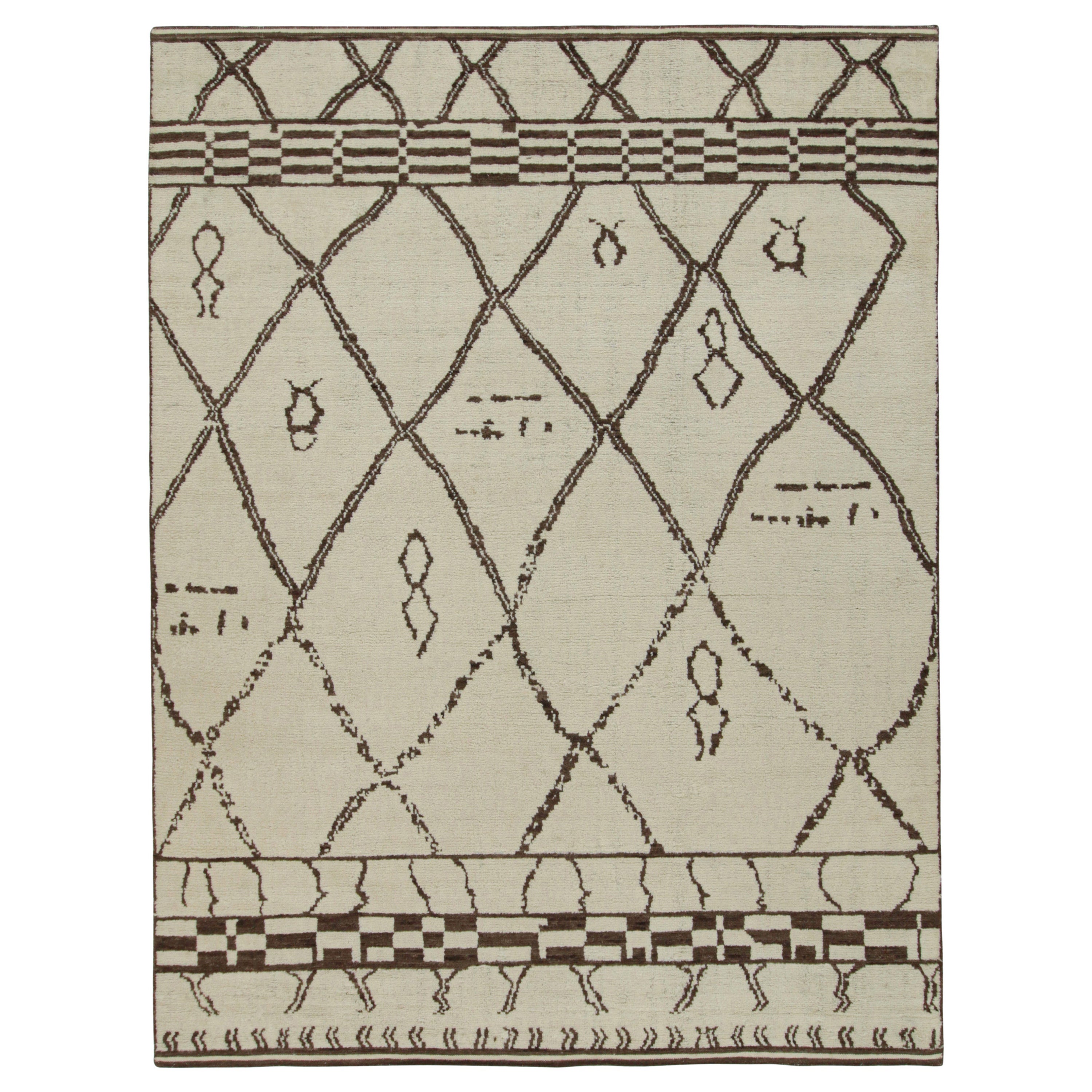 Rug & Kilim’s Moroccan Style Rug in Off-White with Brown Geometric Pattern For Sale