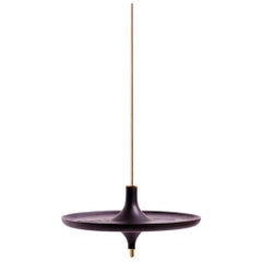 Table suspendue Toupy en frêne teinté et laiton 38 par Mademoiselle Jo