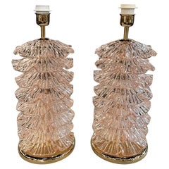 Dekoratives Paar rosa Murano-Messing-Lampen „Ruffle“