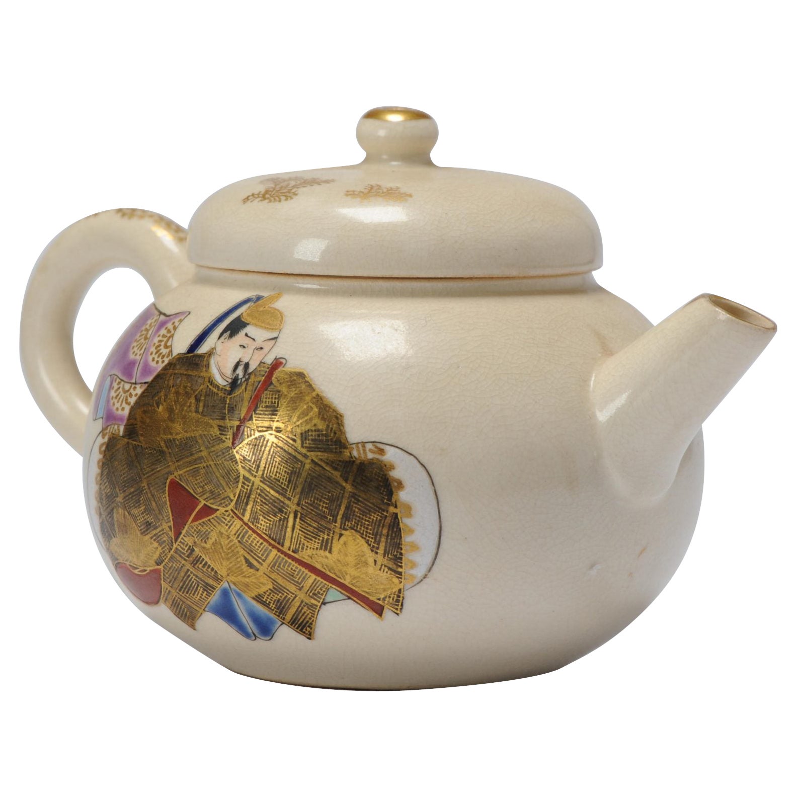 Antique Signed Satsuma Teapot Fujiware no Teika, Late 19th/Early 20th Century For Sale