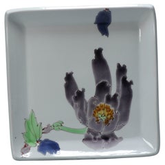 Gran Plato Floral Kutani de Porcelana Japonesa del Periodo Showa, Siglo XX