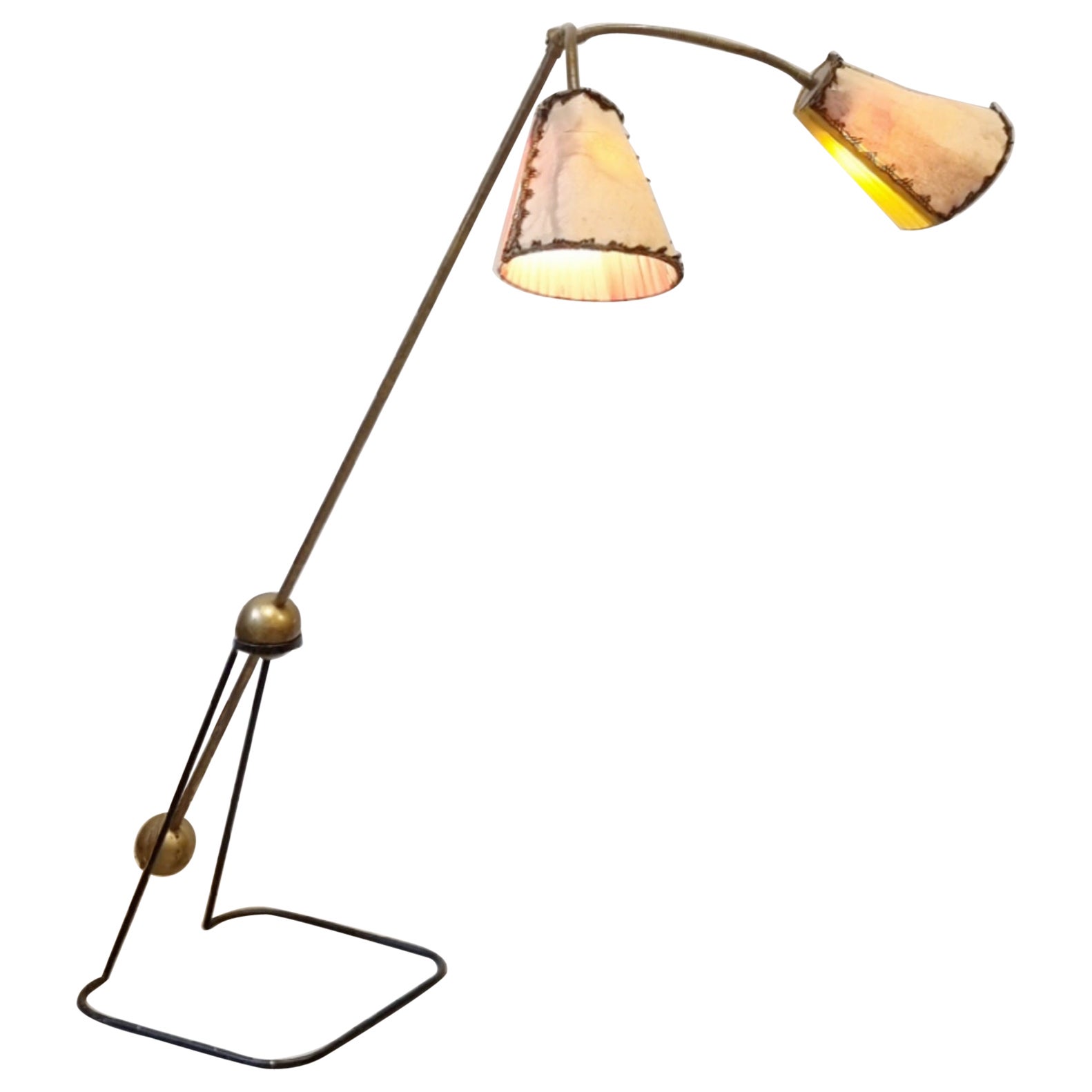 Floor Lamp in brass and lacquered steel, Luci Milano, MidCentury Modern, Italian For Sale