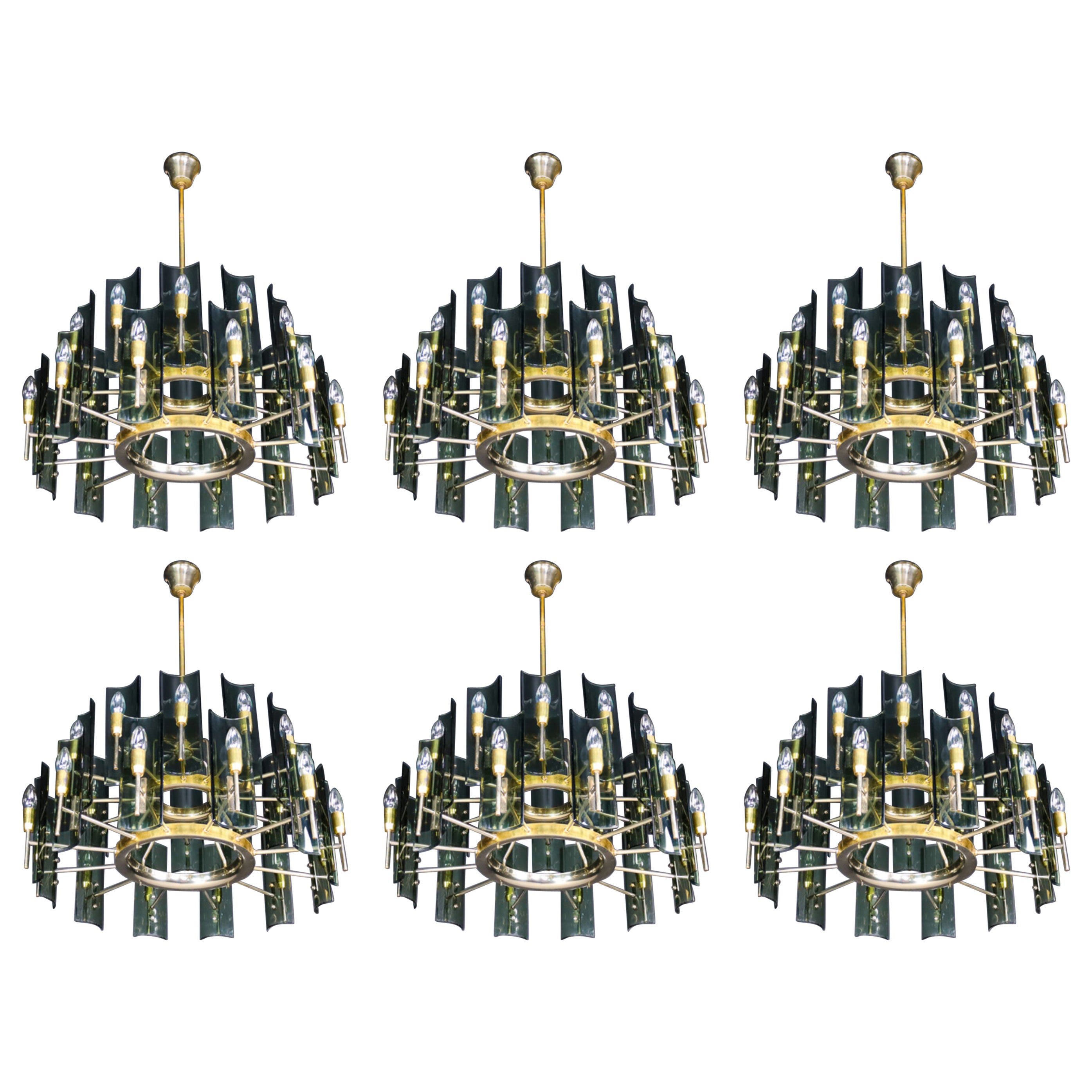 Set of Six Gino Paroldo Grande Chandeliers in Brass, Italy 1950 For Sale
