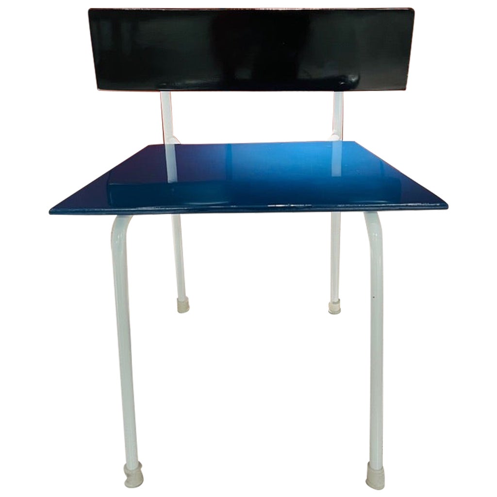 Carlo Hauner brasilianischer blau-weißer Stuhl aus Holz, polychromiert und Eisen, 1960