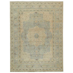Rug & Kilim's Classic Tabriz Stil Teppich in Blau & Beige mit Blumenmuster