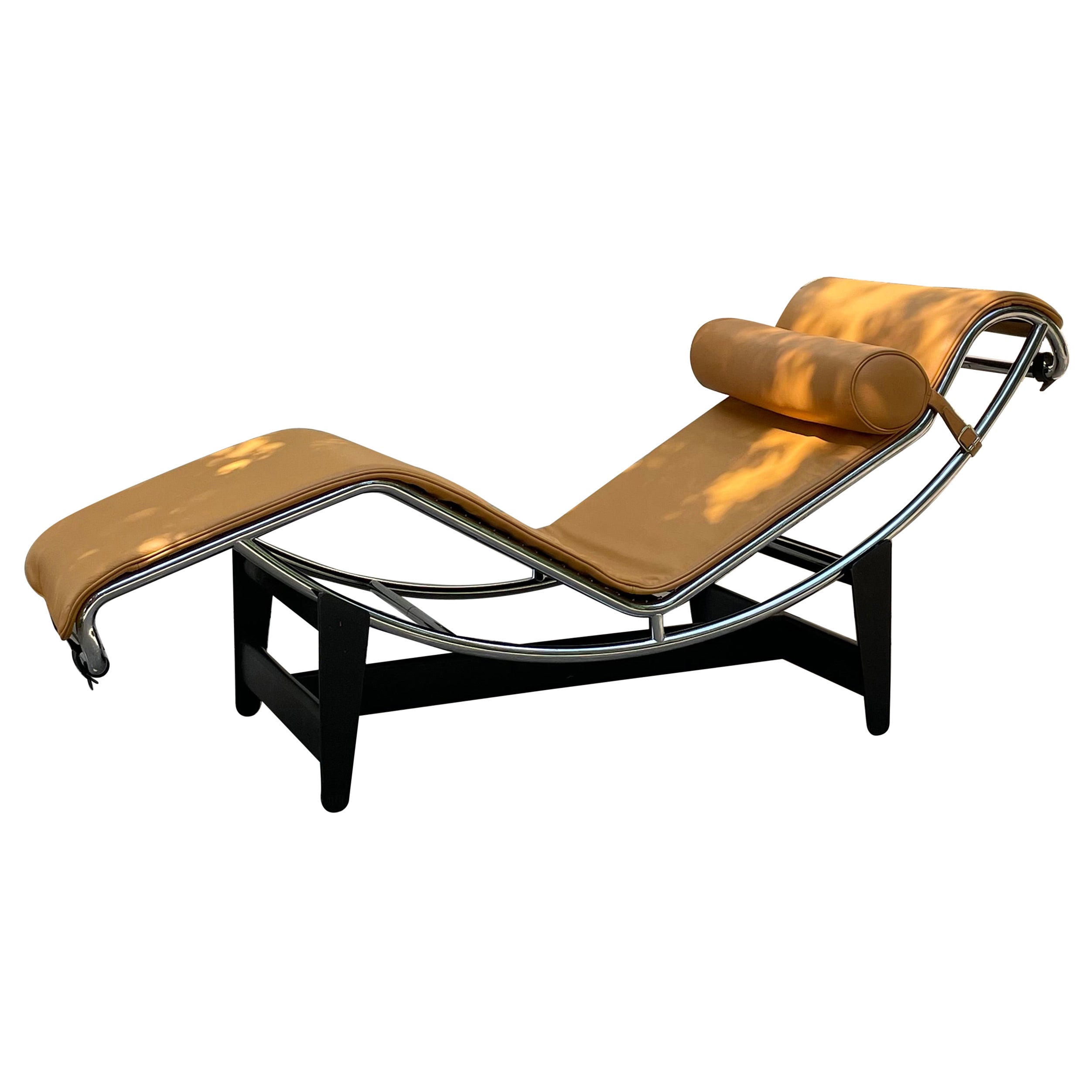 Cassina LC4 Chaise Lounge by Le Corbusier, Jeanneret, Perriand