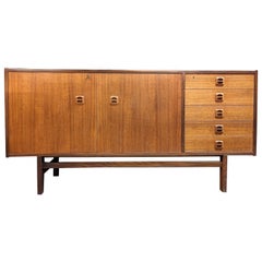 Dänischer inspirierter Teakholzschrank, Mid-Century Modern