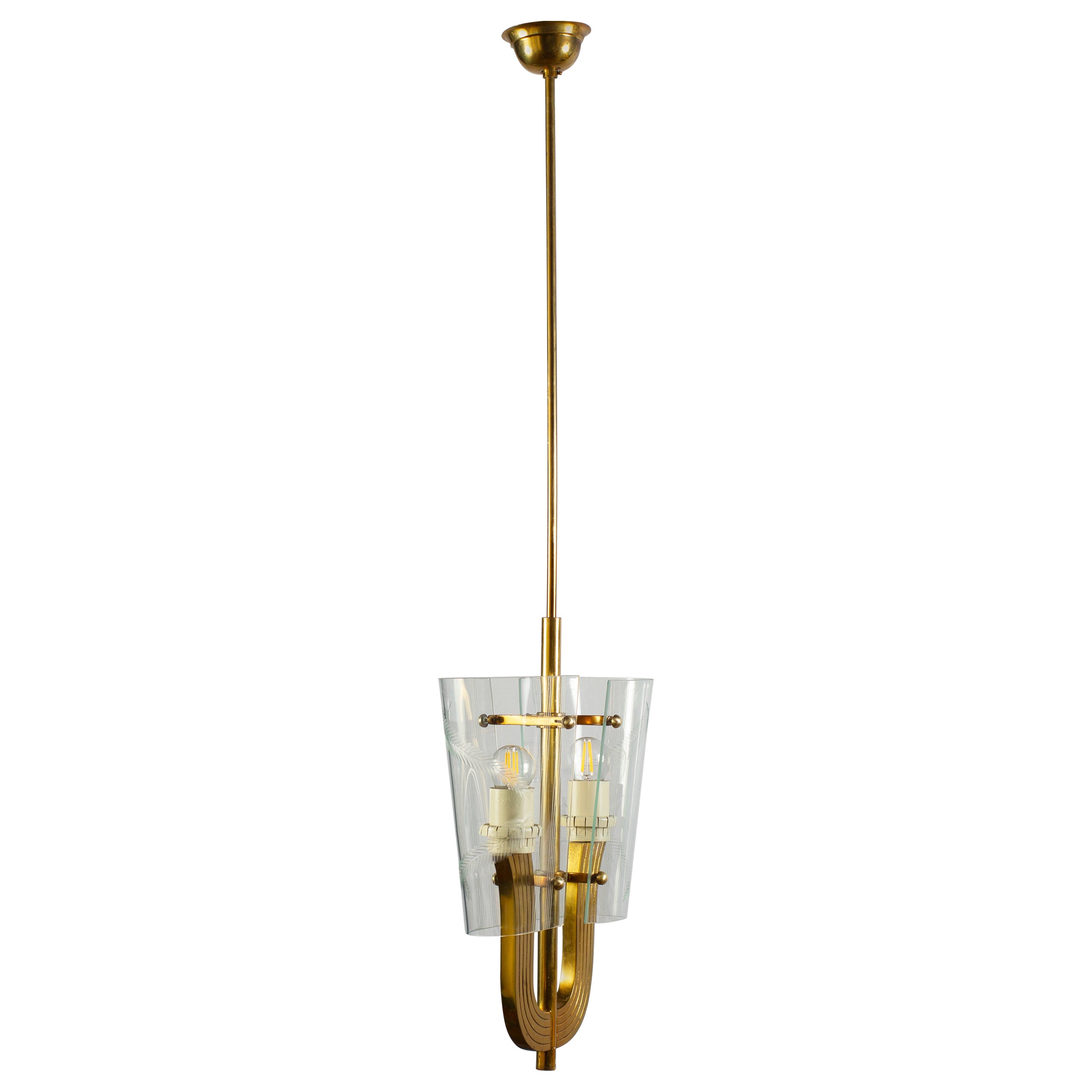 Élégante lampe à suspension Art déco avec verre de Murano attribuée à Pietro Chiesa 1940