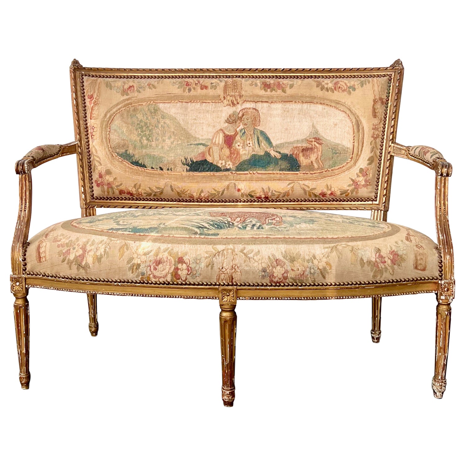 Französisches Sofa aus vergoldetem Holz im LXVI.-Stil des 19. Jahrhunderts mit Aubusson-Wandteppichpolsterung  im Angebot