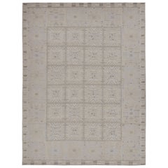 Rug & Kilim's skandinavischer Kilim-Teppich in Grau und Weiß mit geometrischen Mustern