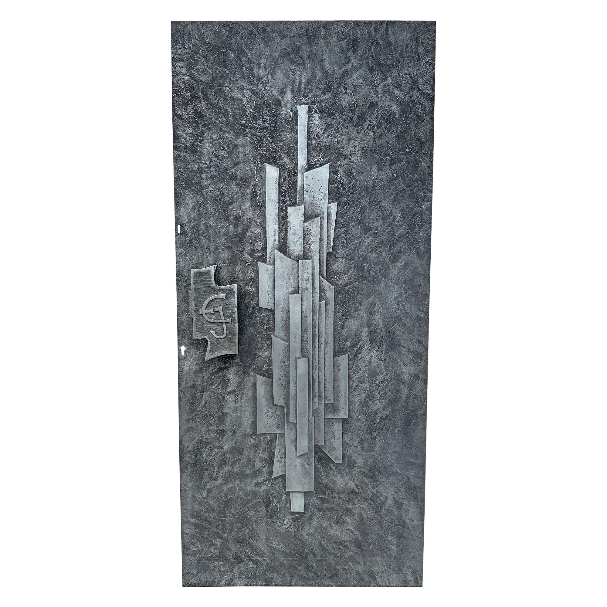 Panneau de porte brutaliste en aluminium moulé avec poignée en vente