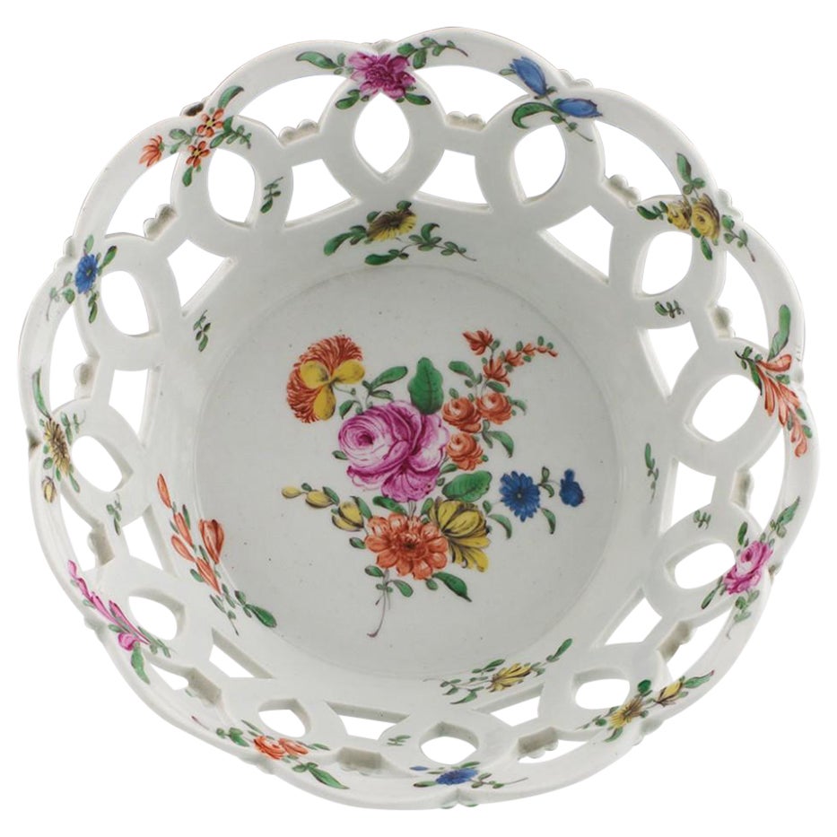 First Period Worcester Porcelain Pierced Basket c1770 For Sale
