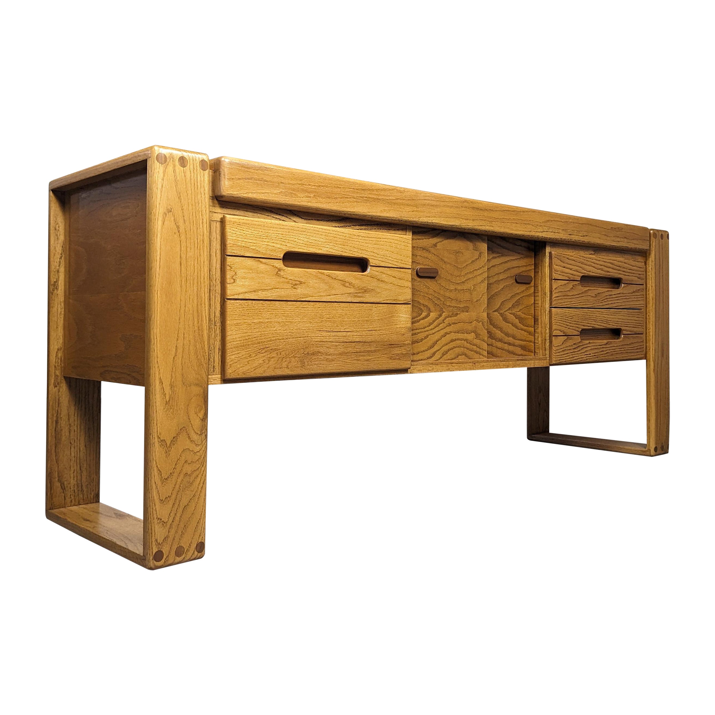 Lou Hodges Handcrafted Oak Credenza for California Design Group, c1980s For Sale