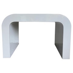 Mesa Auxiliar Postmoderna de Laminado Lacado Gris en Cascada